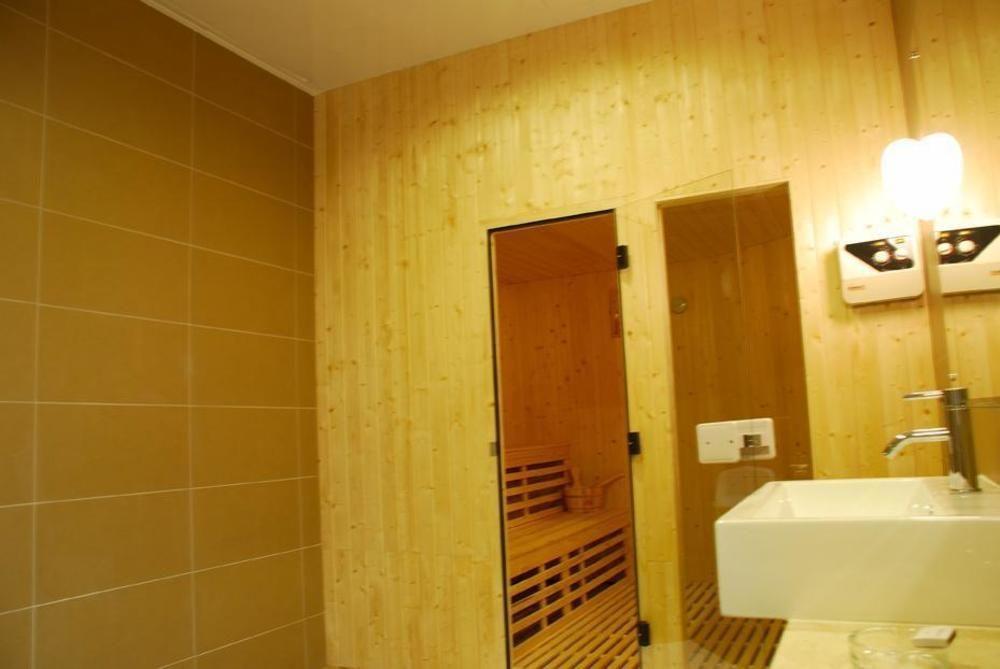 Vienna Hotel Guangzhou Shaheding Metro Station Екстер'єр фото