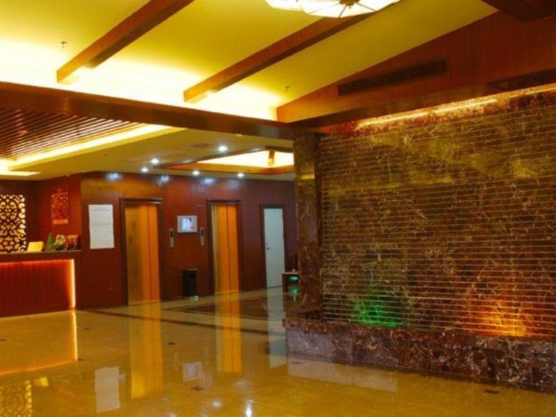 Vienna Hotel Guangzhou Shaheding Metro Station Екстер'єр фото